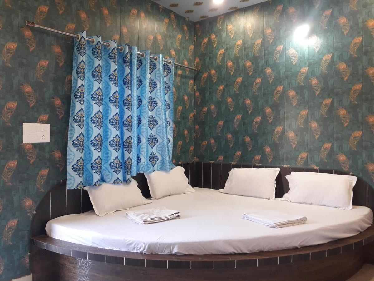 Hotel Rajvihar Пачмарай Экстерьер фото