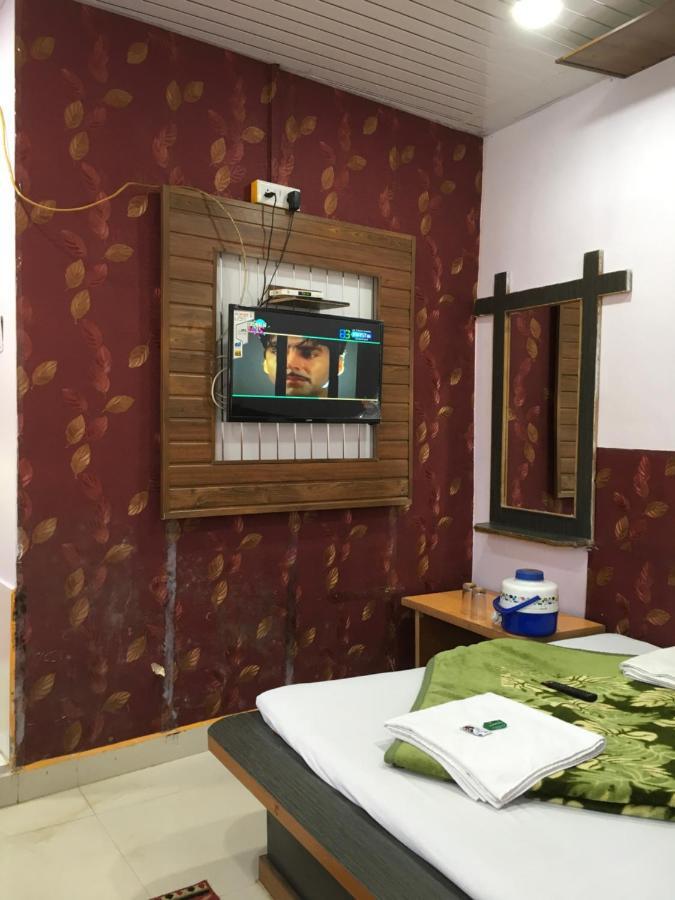 Hotel Rajvihar Пачмарай Экстерьер фото
